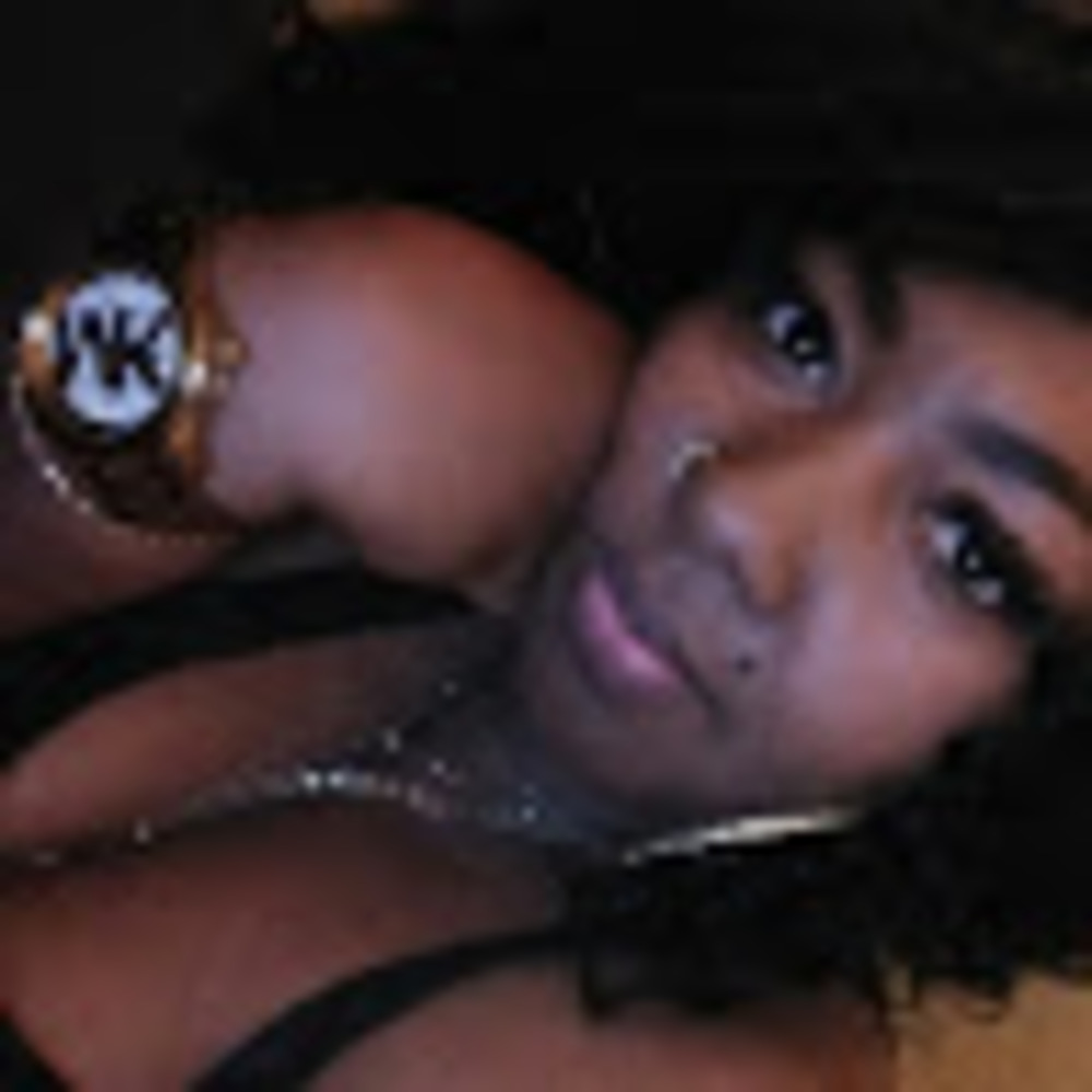 Meet your Posher, Laneishia